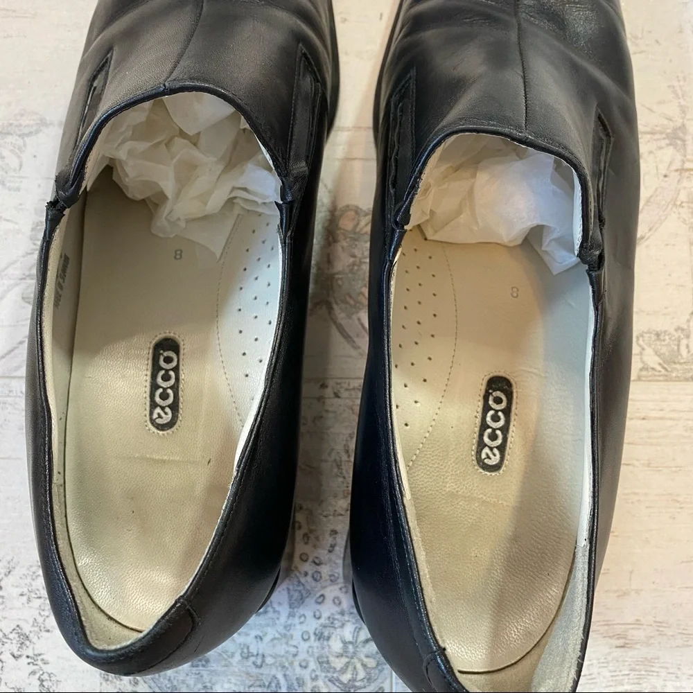 Men’s Ecco Black Leather Slip On Dress Shoes